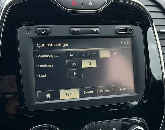 Renault Captur 19 of 25