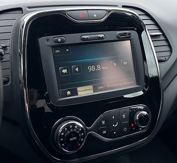 Renault Captur 17 of 25