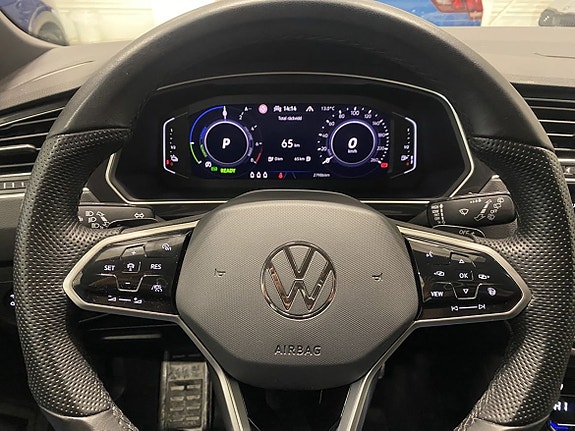 Volkswagen Tiguan 12 of 21