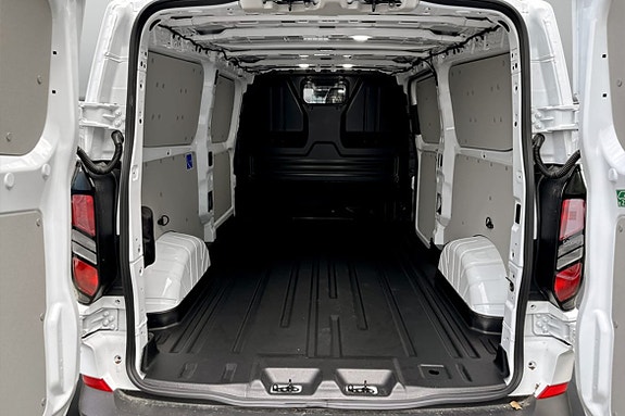 Ford Transit Custom 13 of 14