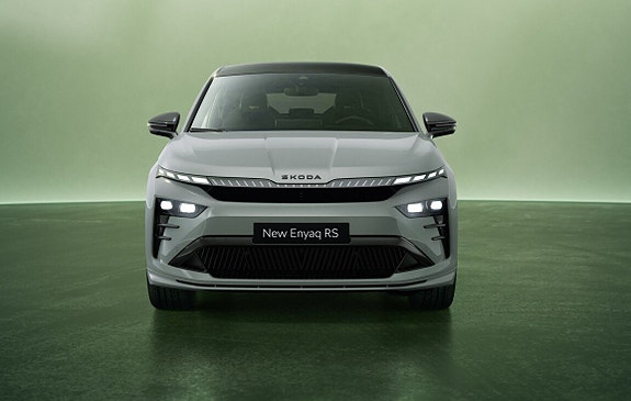 Skoda Enyaq RS 3 of 5