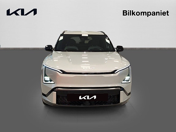 Kia EV5 2 of 16