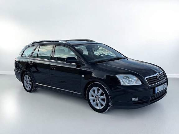Toyota Avensis 6 of 11