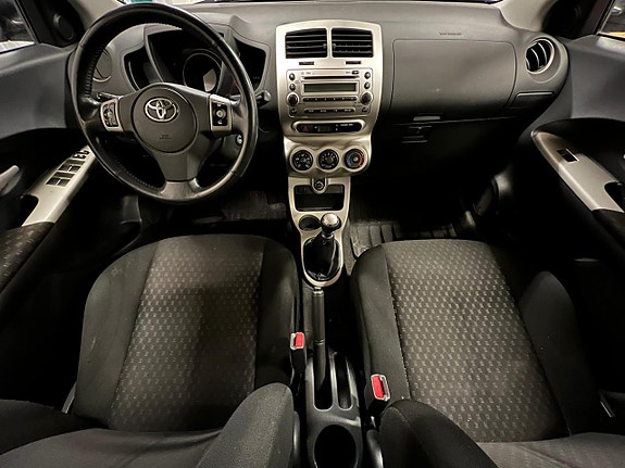 Toyota Urban Cruiser 5 of 6