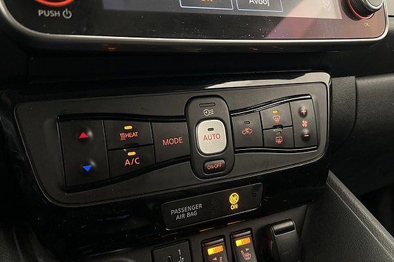 Nissan Leaf 22 of 30