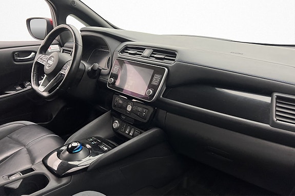 Nissan Leaf 11 of 30