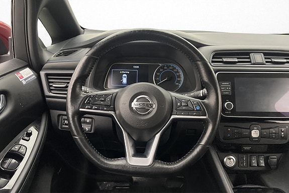 Nissan Leaf 10 of 30