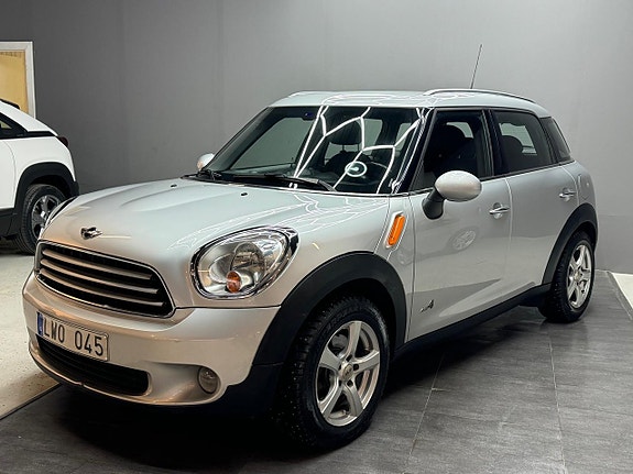 MINI Countryman Cooper 3 of 5