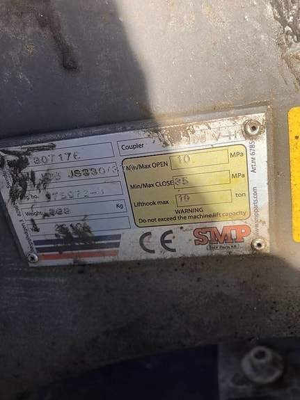 JCB JS 330 LC 18 of 24