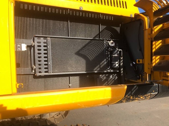 JCB JS 330 LC 20 of 24