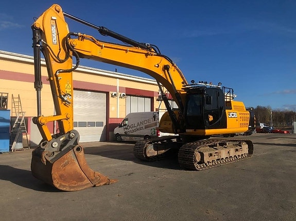 JCB JS 330 LC 6 of 24