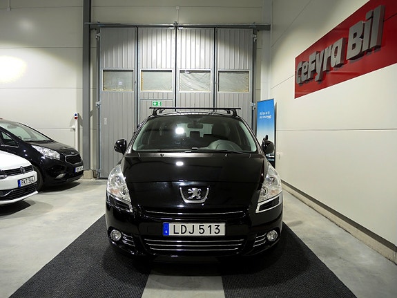 Peugeot 5008 3 of 5