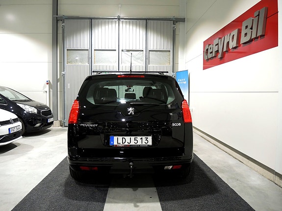 Peugeot 5008 7 of 19