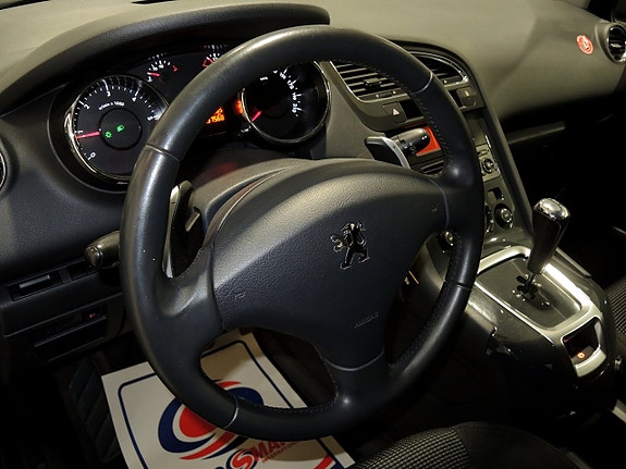 Peugeot 5008 11 of 19