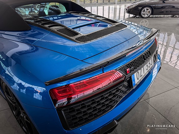 Audi R8 12 of 13