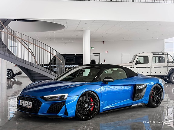 Audi R8 2 of 13