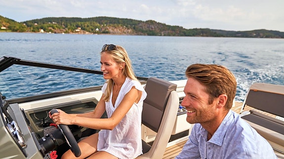 Uttern D 65 -26 Mercury F200XL DTS V6 -26 Vit båt & motor! 27 of 30