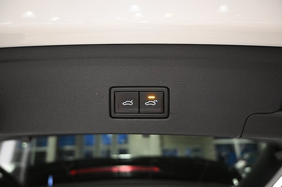 Volkswagen Touareg 16 of 30