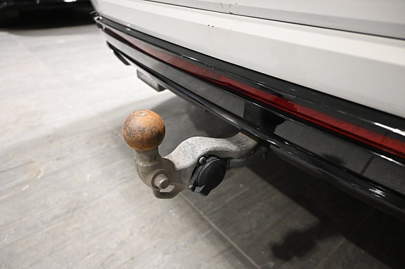 Volkswagen Touareg 17 of 30