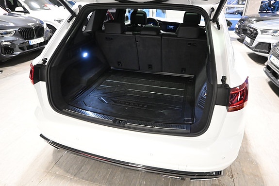 Volkswagen Touareg 15 of 30