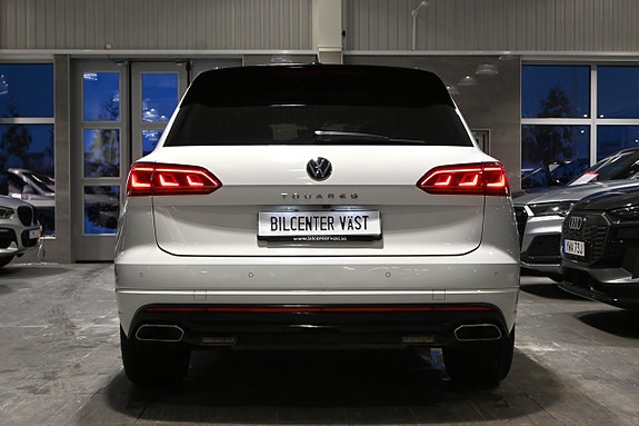 Volkswagen Touareg 4 of 30
