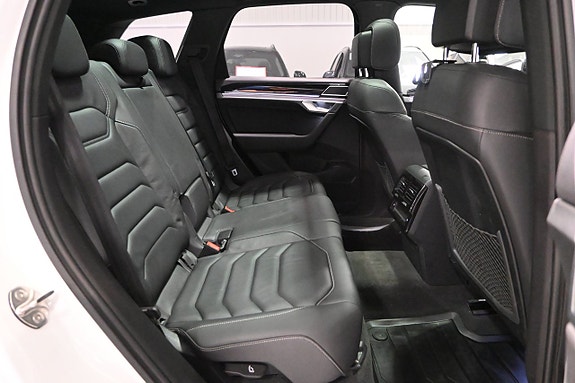 Volkswagen Touareg 14 of 30
