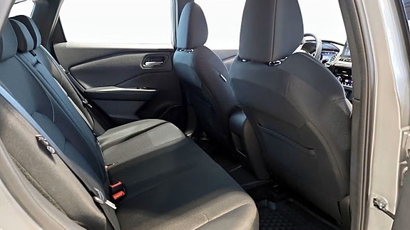Nissan Qashqai 2 of 5