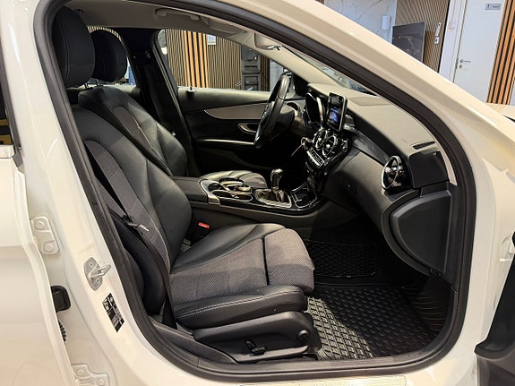 Mercedes-Benz C220 d 15 of 21
