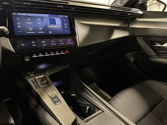 Peugeot 408 15 of 23