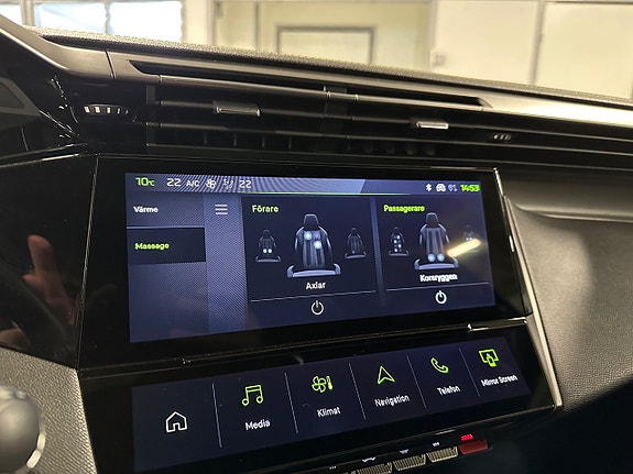 Peugeot 408 18 of 23
