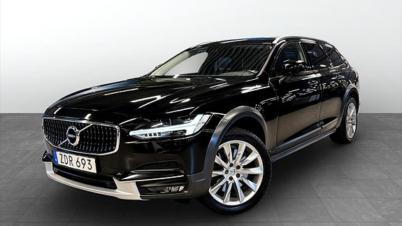 Volvo V90 Cross Country