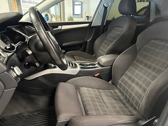 Audi A4 12 of 17