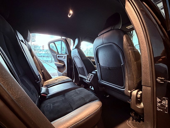 Volvo XC40 6 of 9