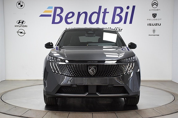Peugeot 3008 2 of 5