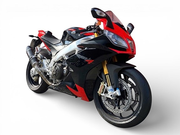 Aprilia RSV4 Factory 2 of 5