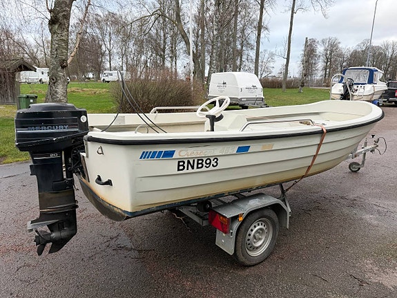 Styrpulpet Crescent 465 med Mercury 20 hk. 19.900:-