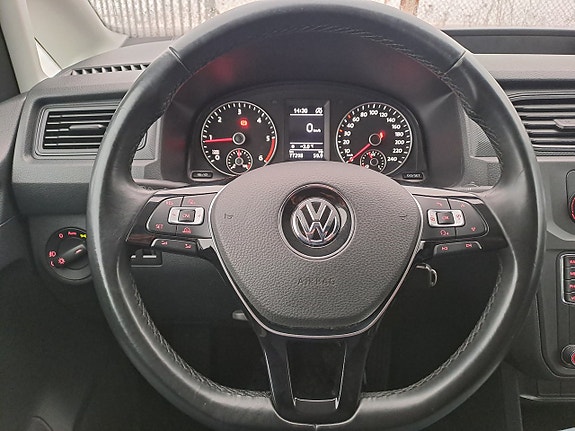 Volkswagen Caddy 16 of 22