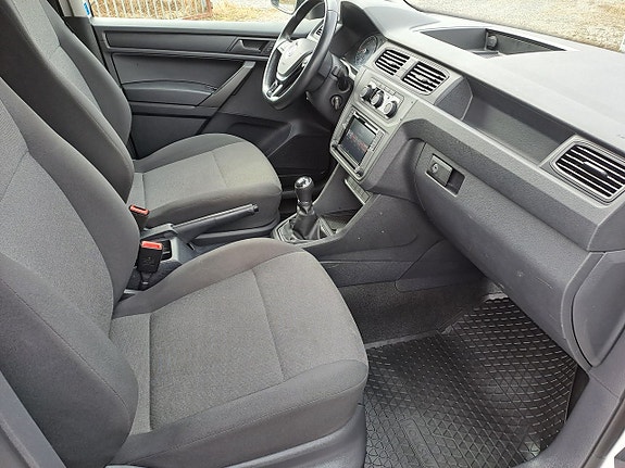 Volkswagen Caddy 21 of 22