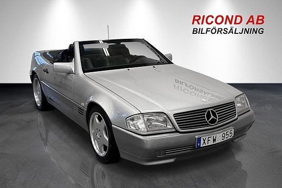 Mercedes-Benz SL320 8 of 20