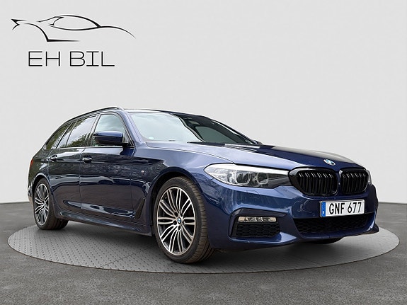 BMW 520d 3 of 5