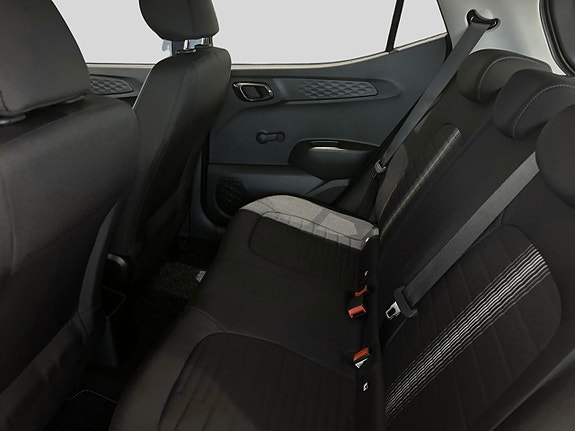 Hyundai i10 9 of 9