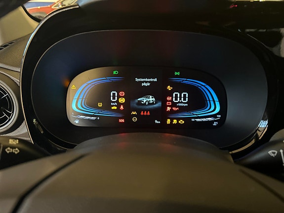 Hyundai i10 6 of 9