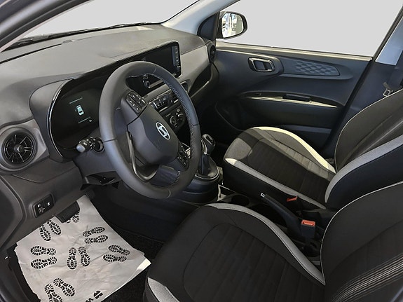Hyundai i10 5 of 5