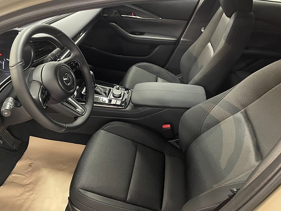 Mazda CX-30 5 of 5