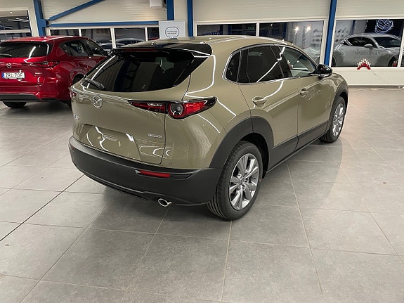 Mazda CX-30 3 of 5