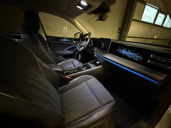 Volkswagen Tiguan 8 of 14