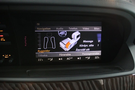 Mercedes-Benz S400 13 of 22