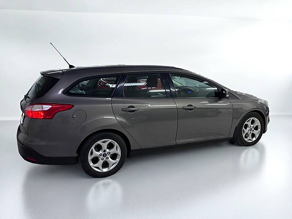 Ford Focus 8 of 14