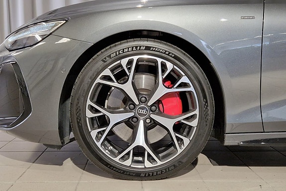 Audi A6 3 of 18