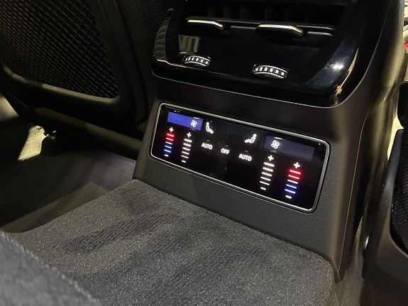 Audi A6 14 of 19
